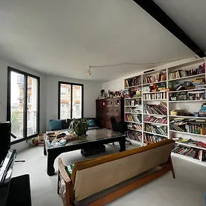 Un Parisien Atypique - An Atypical Parisian Habitación en casa particular